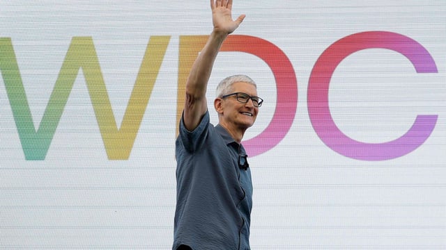 Apple CEO Tim Cook will now lead the company's design.