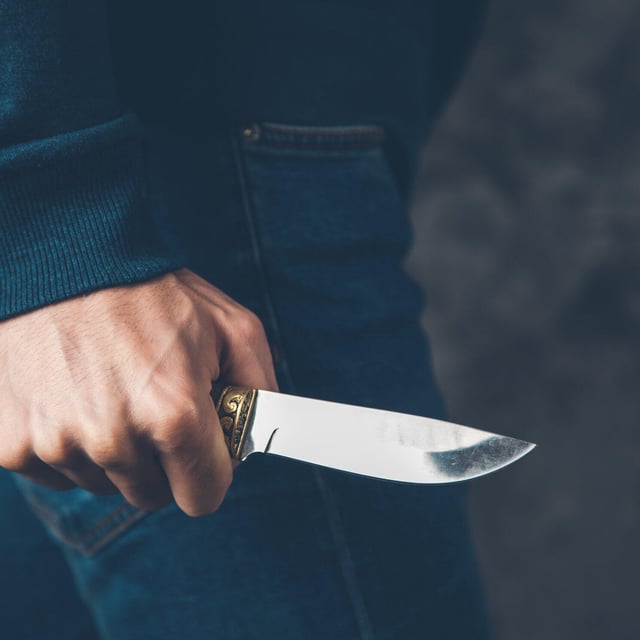 Ein Messerstreit zwischen mehreren Personen führte am 26. März 2025 zu einem großen Polizeieinsatz in der Kronacher Innenstadt.