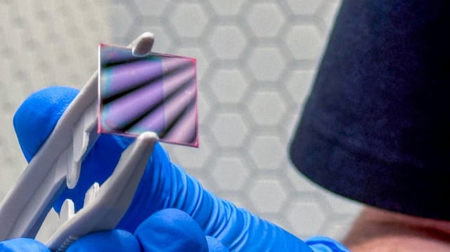 RMIT team created an experimental device to test their method.