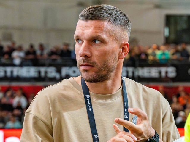 Anzeige gegen Lukas Podolski.