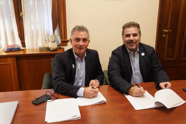 Sebastián Pareja y Cristian Ritondo sellan el acuerdo electoral entre La Libertad Avanza y Pro en la provincia de Buenos Aires