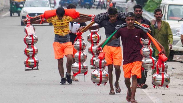 The minister reviewed the preparations for the Kanwar Yatra route in Delhi.