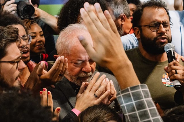 Former Brazil President Luiz Inácio Lula da Silva campaigns in Petra Costa’s documentary “Apocalypse in the Tropics,” which examines Brazil’s political crisis.