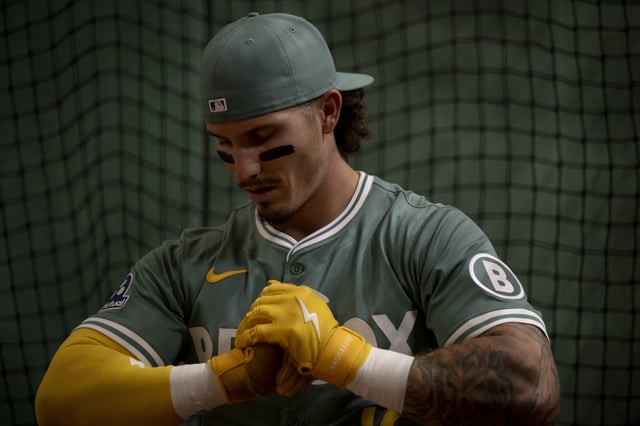 BOSTON, MASSACHUSETTS - JUNE 27: Jarren Duran #16 of the Boston Red Sox hits in the batting cage before a game against the Toronto Blue Jays on June 27, 2025 at Fenway Park in Boston, Massachusetts. (Photo by Maddie Malhotra/Boston Red Sox/Getty Images)