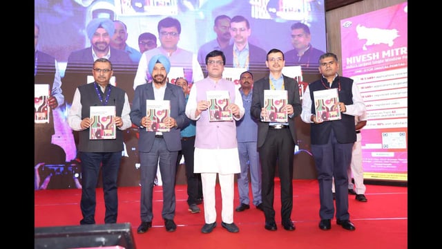 Minister Nitin Agarwal and other guests at the Summit held at Indira Gandhi Pratishthan in Lucknow on Wednesday