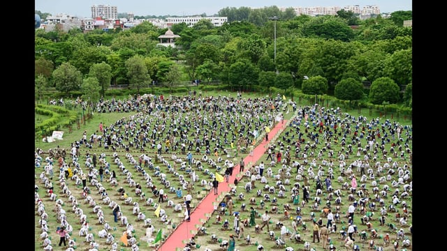 At Baba Saheb Bhimrao Ambedkar University (BBAU), as many as 2,100 participants planted as many saplings under the ‘Ek Ped Maa Ke Naam 2.0’ campaign and made a new Guinness World Record, officials said (Deepak Gupta/HT)