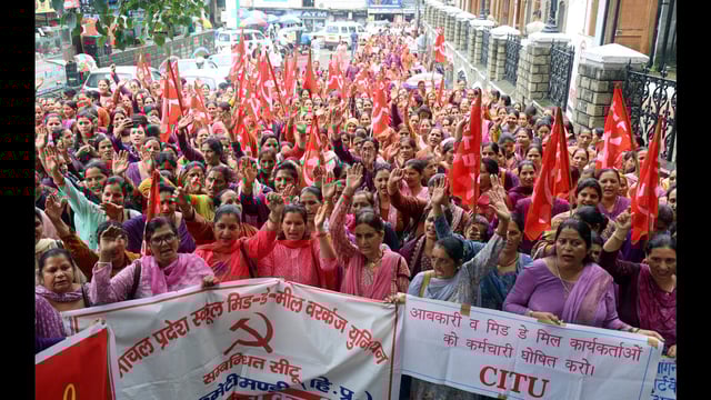 Trade union members holding a demonstration in Mandi, Himachal Pradesh, on Wednesday. (Birbal Sharma/HT)