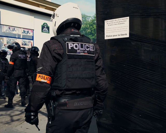 Présence des Brav-M lors de la manifestation du 1er Mai 2023, à Paris.
