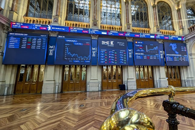 Interior del Palacio de la Bolsa de Madrid.