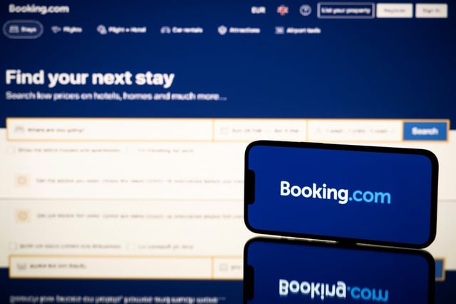 La plateforme de réservation en ligne Booking a été épinglée en France pour "pratiques restrictives de concurrence" envers les hôteliers français par la répression des fraudes (DGCCRF)