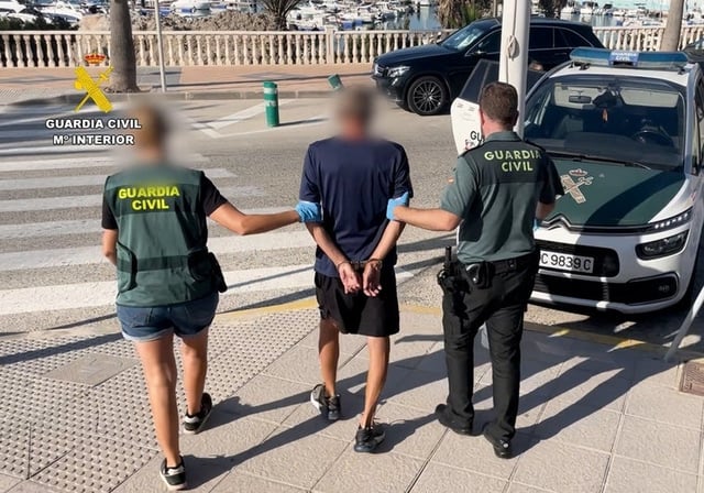 Imagen del detenido en Alicante por acuchillar a un irlandés en el cuello