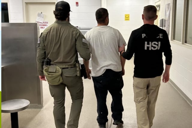 Federal agents apprehended an MS-13 Kingpin on El Salvador&#39;s &#34;Top 100 Most Wanted&#34; list in Nebraska on Wednesday. Immigration and Customs Enforcement (ICE) and Homeland Security Investigations (HSI) apprehended the man who is wanted for &#34;aggravated homicide of five victims, attempted aggravated homicide, deprivation of liberty and terrorist organization affiliation,&#34; in Omaha on July 9, 2025.