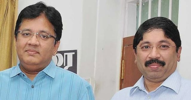 Maran brothers Kalanidhi (L) and Dayanidhi (R)