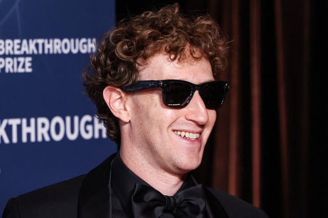 SANTA MONICA, LOS ANGELES, CALIFORNIA, USA - APRIL 05: CEO of Meta Mark Zuckerberg arrives at the 11th Annual Breakthrough Prize Ceremony 2025 held at the Barker Hangar on April 5, 2025 in Santa Monica, Los Angeles, California, United States., Credit:Xavier Collin / Avalon