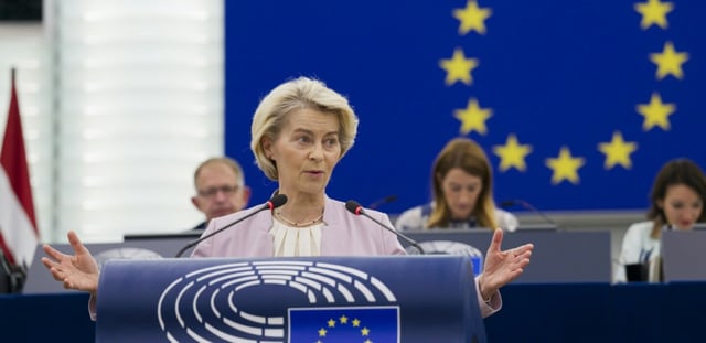 La présidente de la Commission européenne Ursula von der Leyen devant le Parlement européen à Strasbourg, le 9 juillet 2025