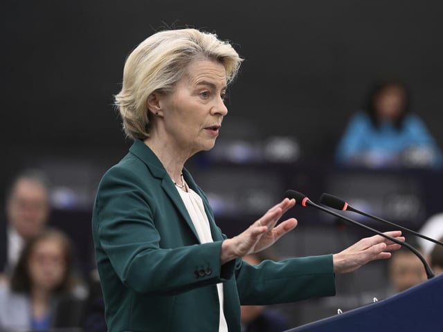 European Commission president Ursula von der Leyen delivers her speech during a statement on the preparation for the EU–China Summit, Tuesday, July 8, 2025 at the European Parliament in Strasbourg, eastern France. (AP Photo/Pascal Bastien)