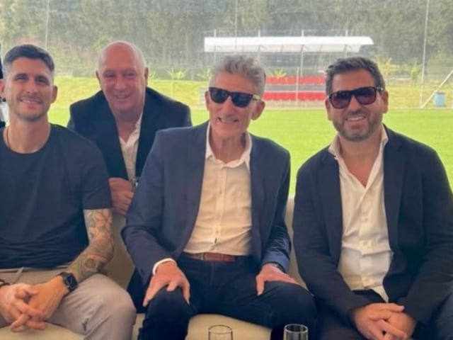 Bauza fue homenajeado en Liga de Quito