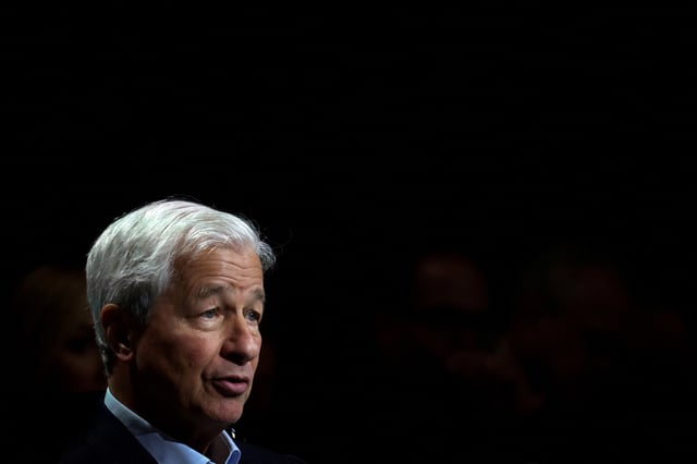Jamie Dimon, chairman and CEO of JPMorgan Chase & Co, peaks to the Economic Club of New York in New York City, U.S., April 23, 2024. REUTERS/Mike Segar/File Photo