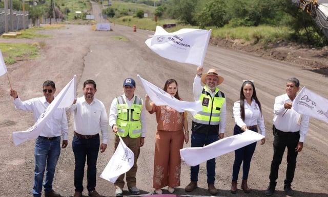 Inicia Ramírez Bedolla obra carretera Apatzingán-Buenavista-Tepalcatepec
