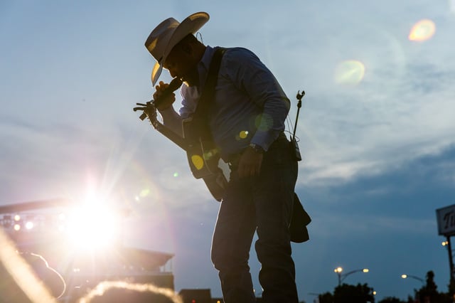 CHICAGO, ILLINOIS – JULY 13: Headliner Cody Johnson performs onstage during Windy City Smokeout at the United Center on July 13, 2024 in Chicago, Illinois. (Photo by Natasha Moustache/Getty Images)