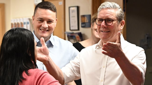 GP surgeries will be given funding to provide specialist support to patients alongside sick notes