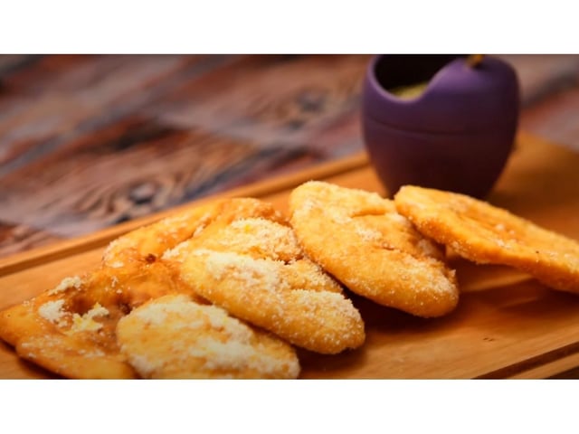 Receta de unas tortas fritas saludables sin utilizar frituras ni grasas agregadas.