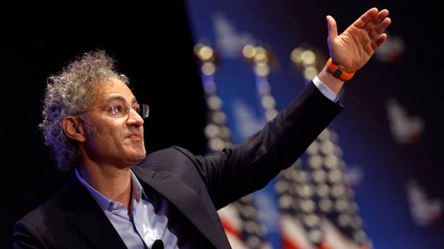 Alex Karp, CEO of Palantir Technologies praised Saudi engineers while taking a swipe at Europe.