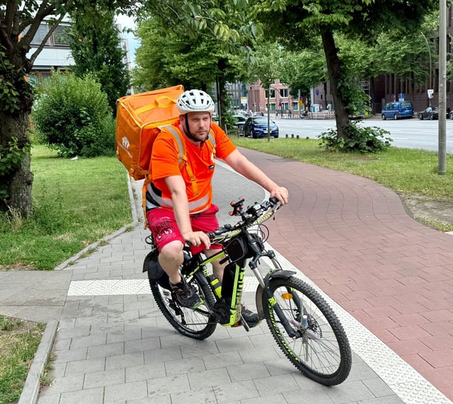 Andreas Schuchard (39), Lieferandofahrer und Betriebsratsvorsitzender in Hamburg.