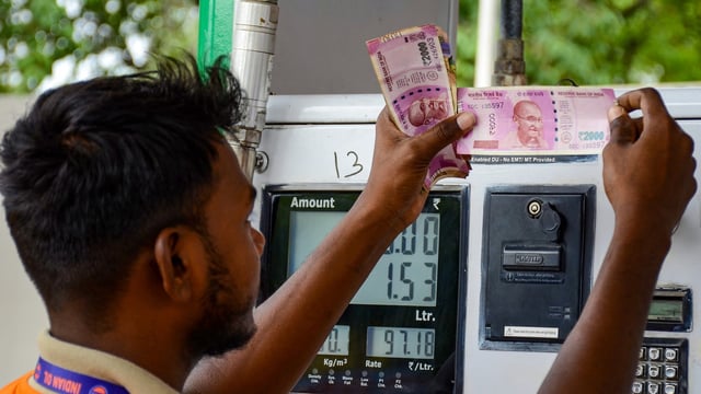 As of July 1, ₹2,000 denomination notes worth ₹6,099 crore remain in circulation, despite the RBI having announced their withdrawal over a year ago. 