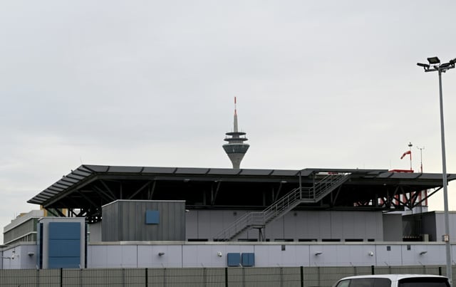 Vor dem Oberlandesgericht Düsseldorf hat der Prozess gegen einen mutmaßlichen marokkanischen Spion begonnen. Der 32 Jahre alte Youssef El A. soll seit Anfang 2022 Anhänger der oppositionellen marokkanischen Hirak-Protestbewegung ausgespäht haben.