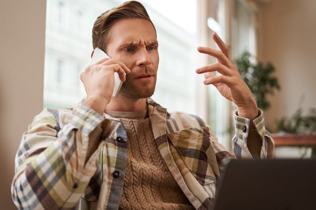 Existen algunas alertas que pueden advertir sobre un intento de fraude