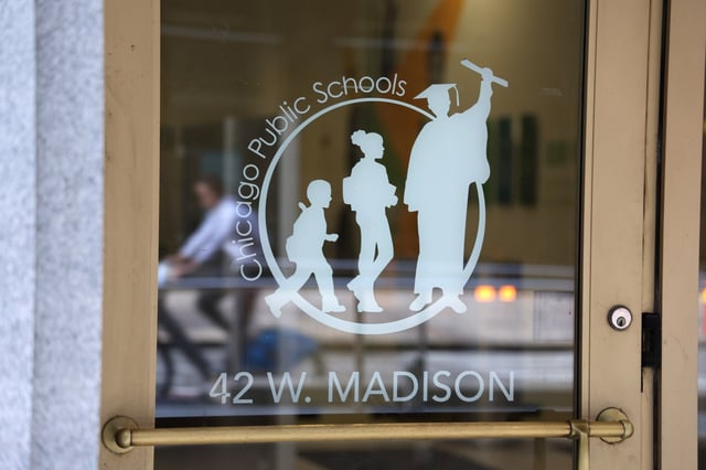 The Chicago Public Schools emblem on its headquarters on West Madison Street, July 10, 2025. (Terrence Antonio James/Chicago Tribune)