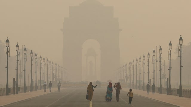 The need for a comprehensive strategy to tackle Delhi’s air pollution, suggesting that efforts must go beyond the transport and agriculture sectors, according to CREA assessment. 