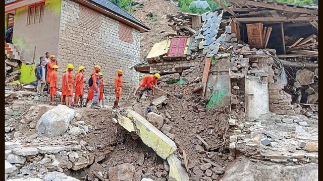 Mandi, which is the epicentre of disaster, has alone reported 15 deaths and 27 missing people. (HT)