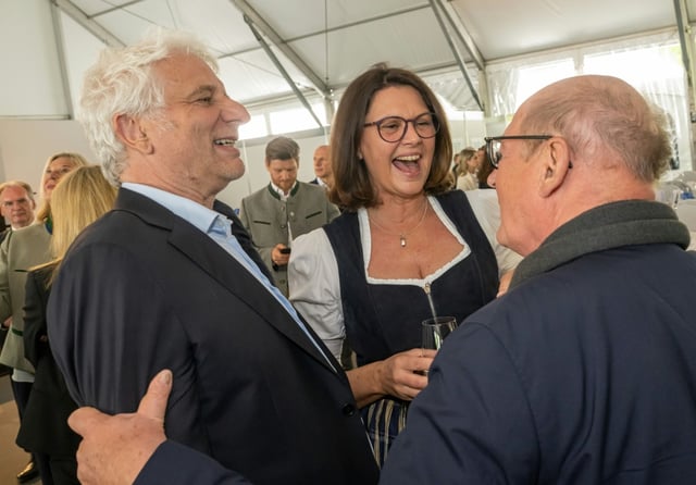Die beiden scheidenden Münchner "Tatort"-Ermittler Udo Wachtveitl und Miroslav Nemec wollen nach ihrem Abschied als Fernsehkommissare ihrer Stadt treu bleiben.