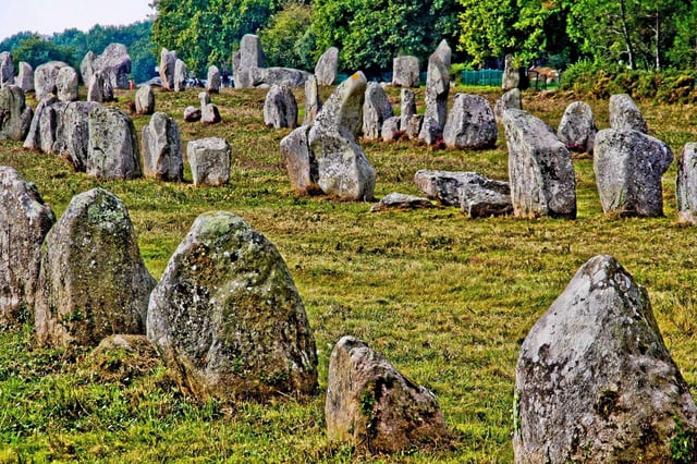 Les alignements des menhirs à Carnac, dans le Morbihan, en Bretagne.
