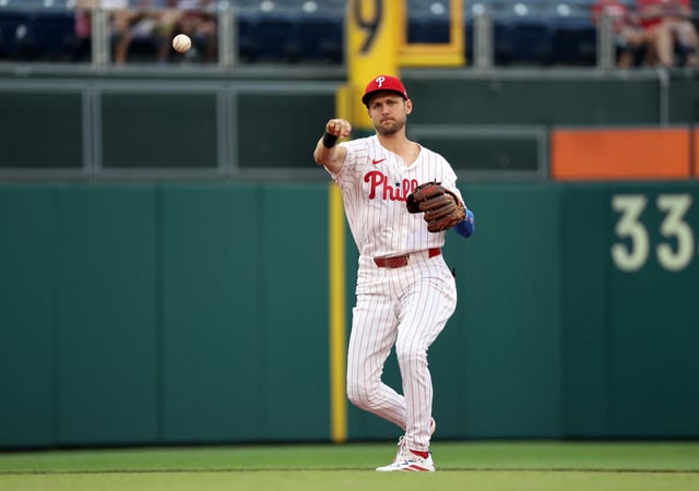 PHILADELPHIA, PENNSYLVANIA - JULY 2: Trea Turner #7 of the Philadelphia Phillies during game two of a doubleheader against the San Diego Padres at Citizens Bank Park on July 2, 2025 in Philadelphia, Pennsylvania. The Phillies won 5-1.