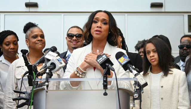 FILE - Former Baltimore State&#39;s Attorney Marilyn Mosby thanks supporters outside court May 23, 2024, in Greenbelt, Md. (Kevin Richardson/The Baltimore Sun via AP, File)