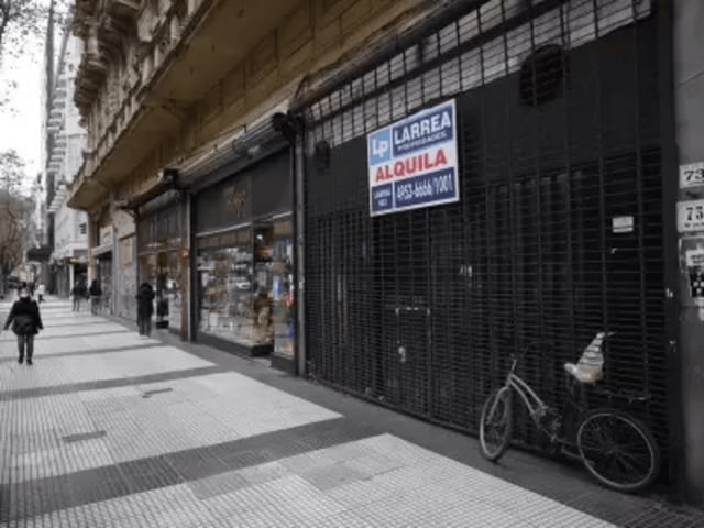 En CABA crecieron un 40% los locales vacíos.