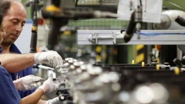 La modificación sobre el sistema de Sociedad de Garantías Recíprocas fue introducida en el proyecto de ley de alivio a los jubilados cuando se discutió en la Cámara de Diputados.