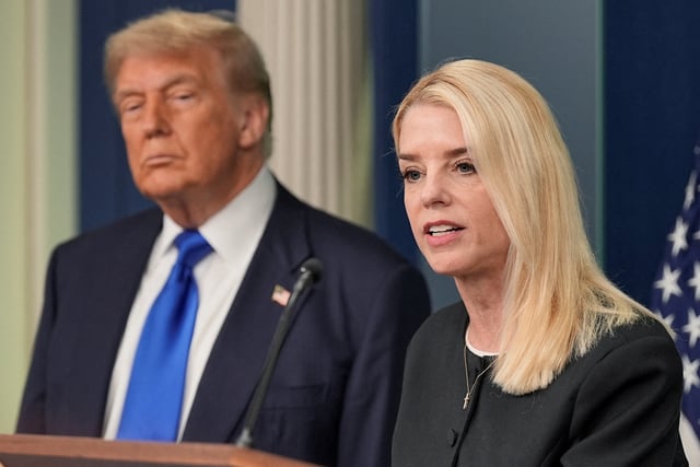 U.S. Attorney General Pam Bondi speaks to the media, in the Press Briefing Room at the White House in Washington D.C., June 27, 2025. REUTERS/Ken Cedeno/File Photo