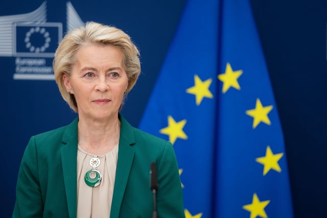 President of the European Commission Ursula von der Leyen and the President of Indonesia (Unseen) are talking to media at the end of a bilateral meeting in the Berlaymont, the EU Commission headquarter on July 13, 2025 in Brussels, Belgium. The discussions focused on Donald Trump, who announced 30% surcharges for the European Union and Mexico starting from August 1st.
