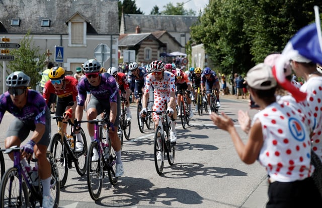 Cycling - Tour de France - Stage 9 - Chinon to Chateauroux - Chinon, France - July 13, 2025 UAE Team Emirates XRG's Tim Wellens wearing the polka-dot jersey in action in the peloton during stage 9 REUTERS/Benoit Tessier