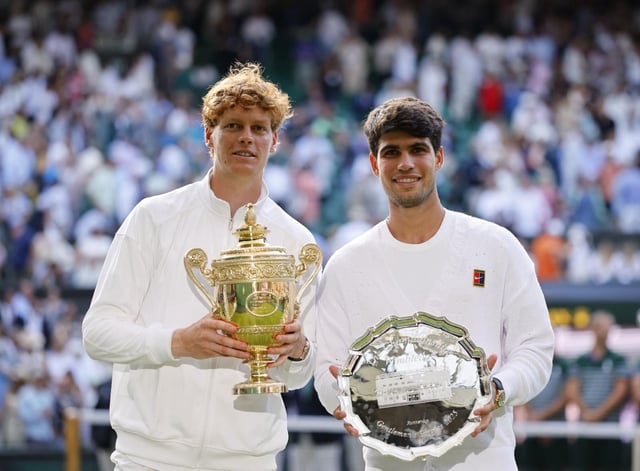 Sinner y Alcaraz, tras el triunfo del italiano en la final de Wimbledon.