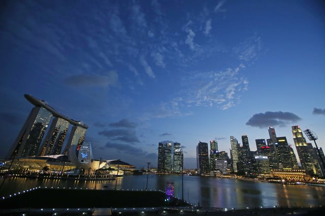 A view of Singapore's skyline March 2, 2016. REUTERS/Edgar Su/File Photo