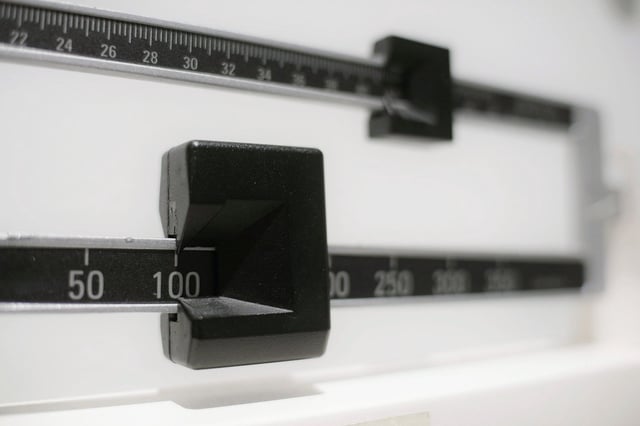 A closeup of a beam scale in New York, Tuesday, April 3, 2018. THE CANADIAN PRESS/AP-Patrick Sison
