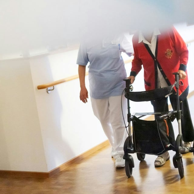 30 Prozent der Pflegeazubis lösen ihre Ausbildungsverträge auf.