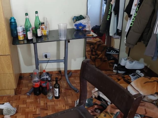 Un joven murió tras ser atacado por viudas negras en Ciudadela