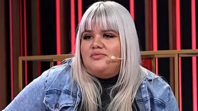 Al estilo China Suárez, Morena Rial apuntó contra el papá de su segundo hijo, Amadeo. 