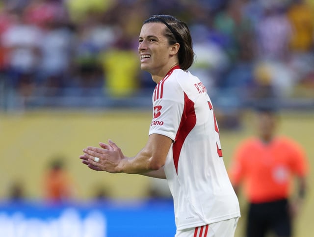 Soccer Football - FIFA Club World Cup - Group C - Boca Juniors v Benfica - Hard Rock Stadium, Miami Gardens, Florida, U.S. - June 16, 2025  Benfica's Alvaro Fernandez Carreras reacts REUTERS/Hannah Mckay/File Photo